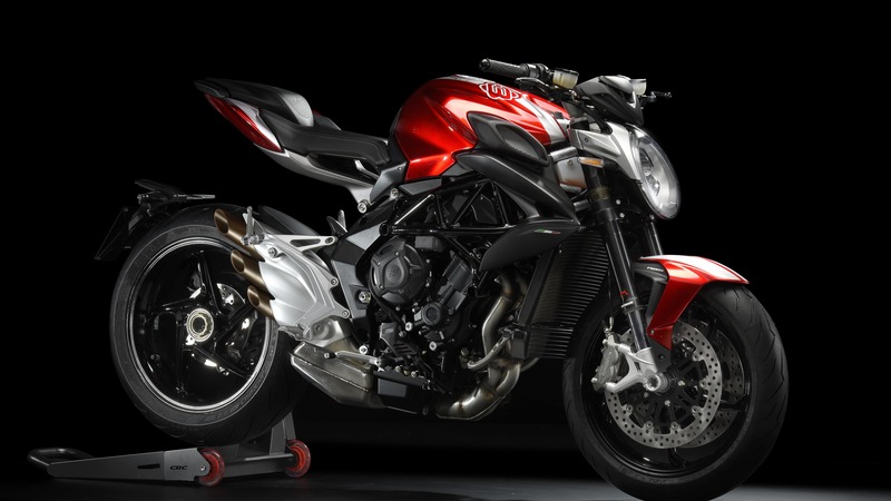 MV Agusta: promozioni sulle Euro-4 ancora disponibili