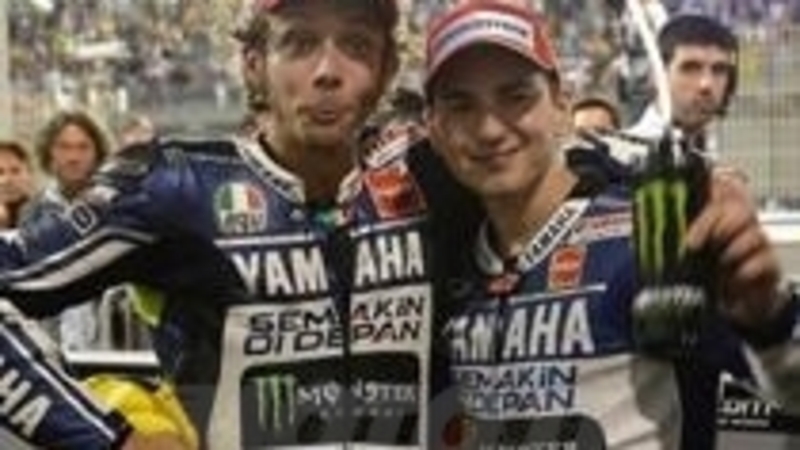 MotoGP: Lorenzo in fuga nel GP del Qatar, che rimonta Rossi!