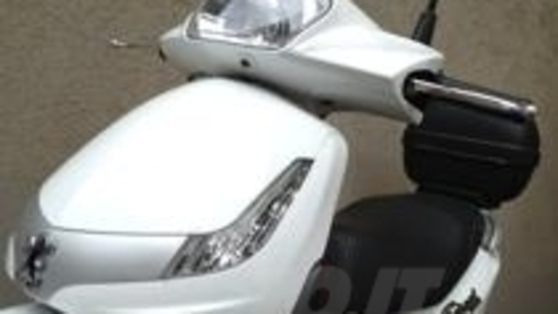 Promozioni Peugeot. Pi&ugrave; di 400 euro di sconto sugli scooter