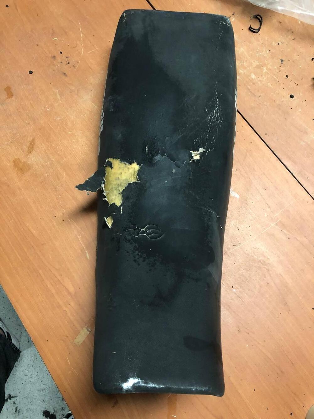 Sella Aprilia Pegaso 125 (2)