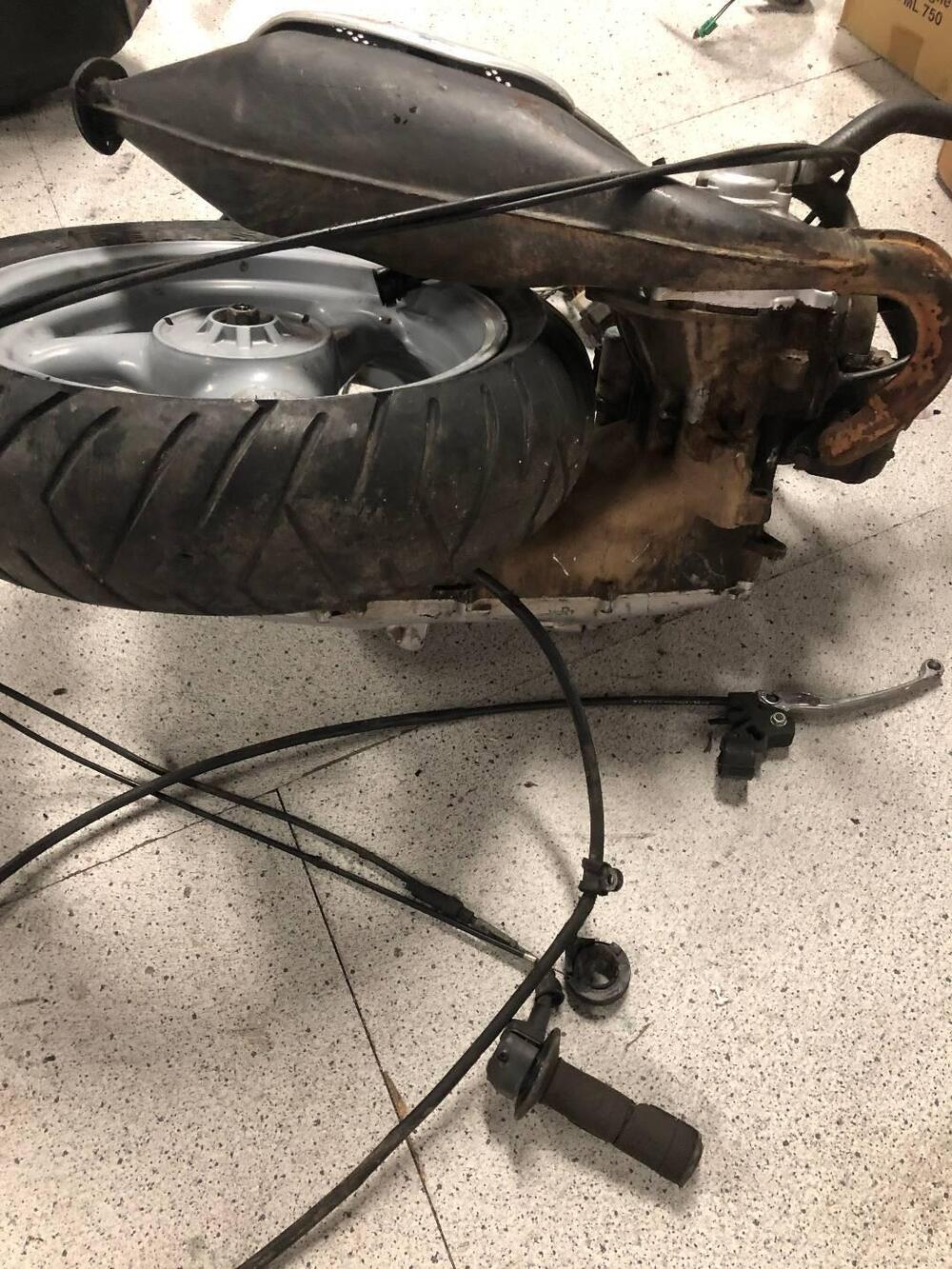 Pezzi in blocco Aprilia RS50 (5)