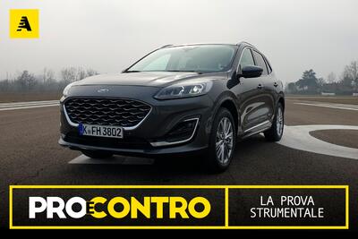 Ford Kuga Full Hybrid, PRO e CONTRO. La prova strumentale [Video]