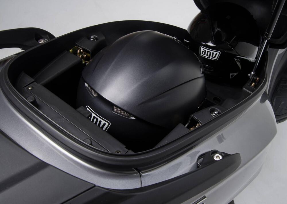 Kymco X-Town 300i (2025) (8)