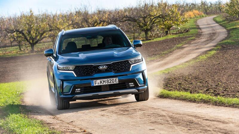 Kia sempre pi&ugrave; appetibile tra i grandi SUV: il Sorento ora &egrave; Plug-in [PHEV]