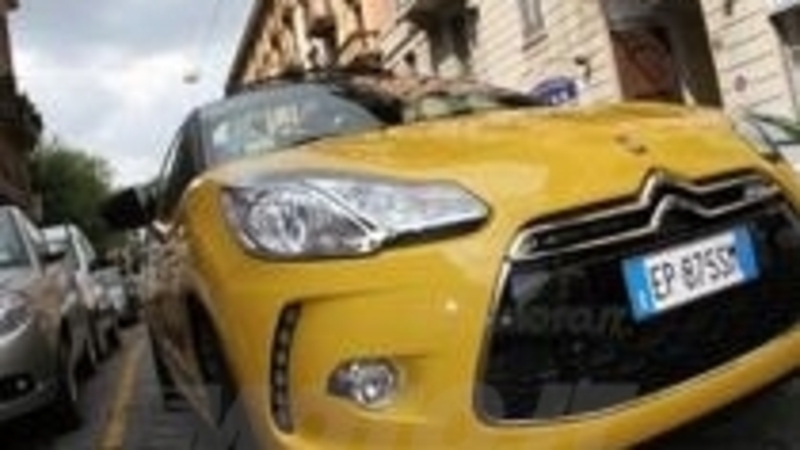 Citroen DS3 Cabrio: l&rsquo;auto su misura per Moto.it