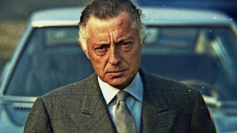 John Elkann e i 100 anni di Gianni Agnelli: sarebbe felicissimo per Stellantis e molto deluso dalla Ferrari