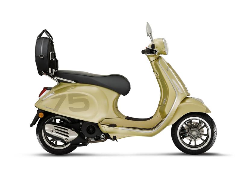 Vespa Primavera 50 Primavera 50 4T 75th (2021) (2)