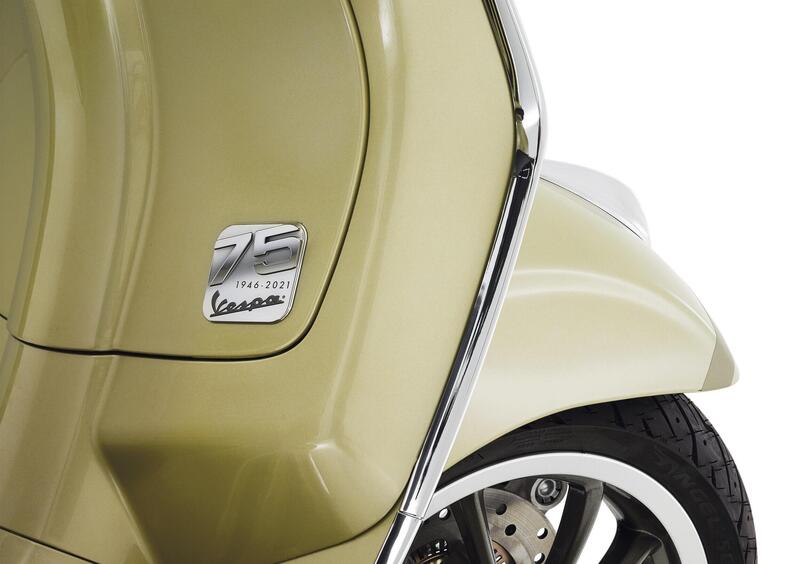 Vespa Primavera 125 Primavera 125 3V ie 75th (2021) (6)