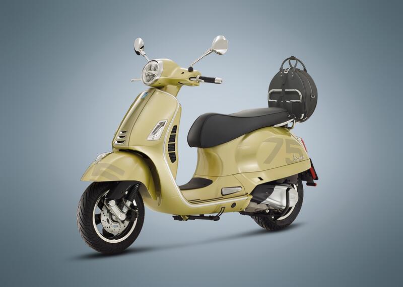 Vespa GTS 300 GTS 300 Supertech hpe 75th (2021)