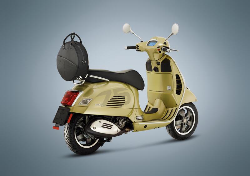 Vespa GTS 300 GTS 300 Supertech hpe 75th (2021) (3)