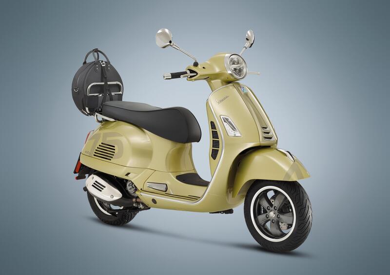 Vespa GTS 300 GTS 300 Supertech hpe 75th (2021) (4)