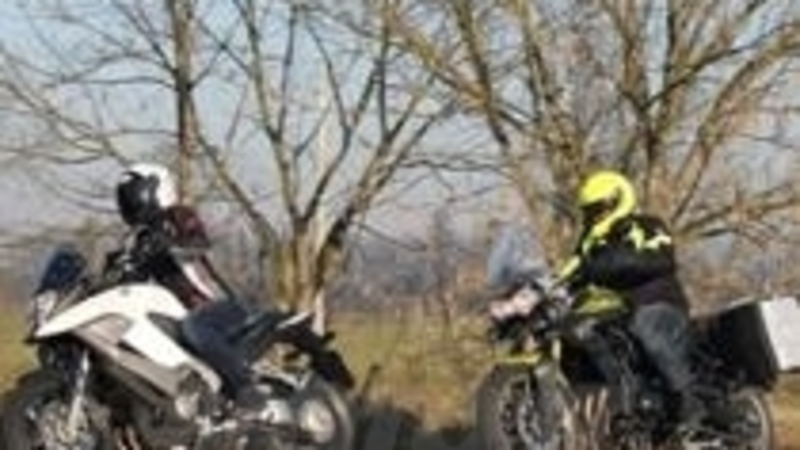 Honda Crossrunner VS Triumph Tiger 800
