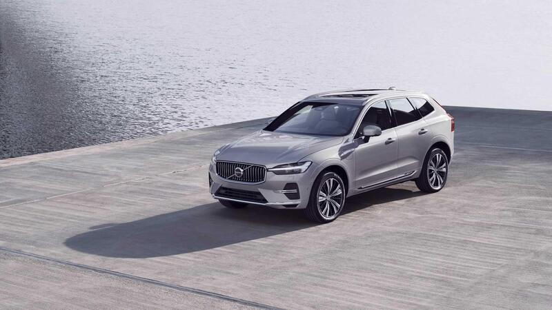 Restyling: Volvo rivede il trucco della XC60