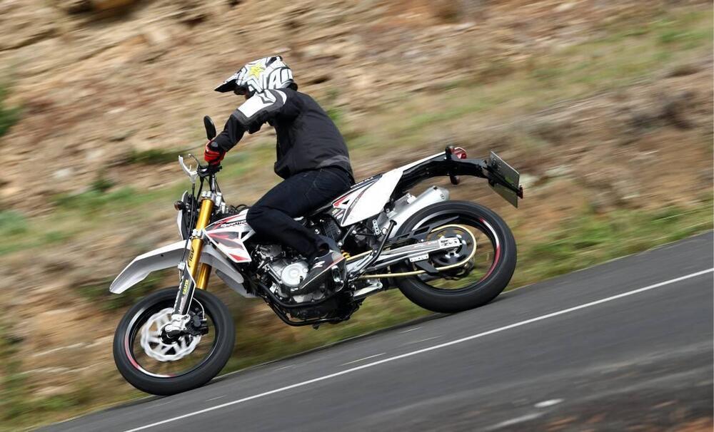 Rieju Marathon 125 Pro (2017 - 20) (8)