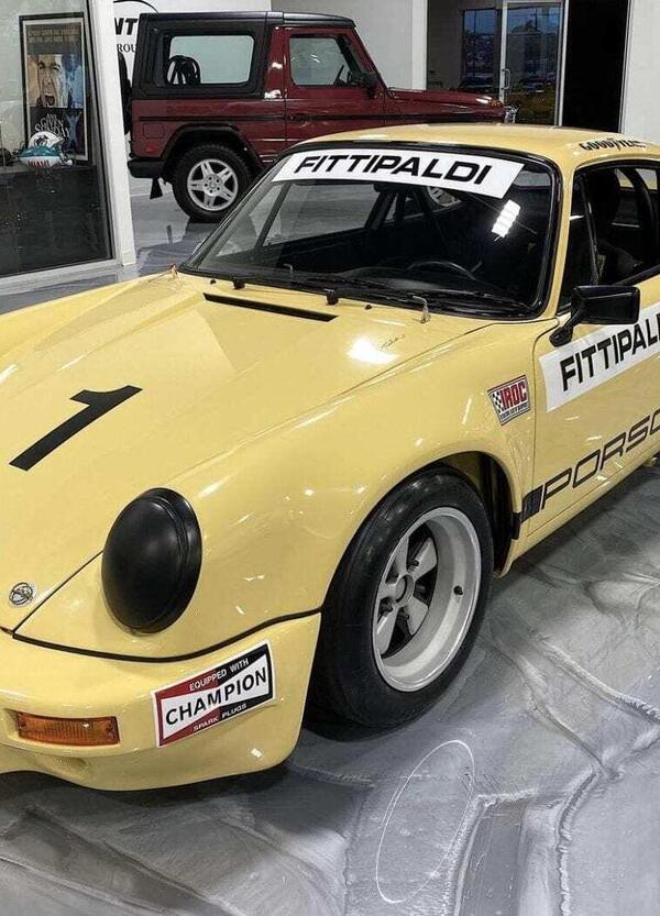 Porsche, in vendita la 911 RSR di Pablo Escobar guidata da Emerson Fittipaldi