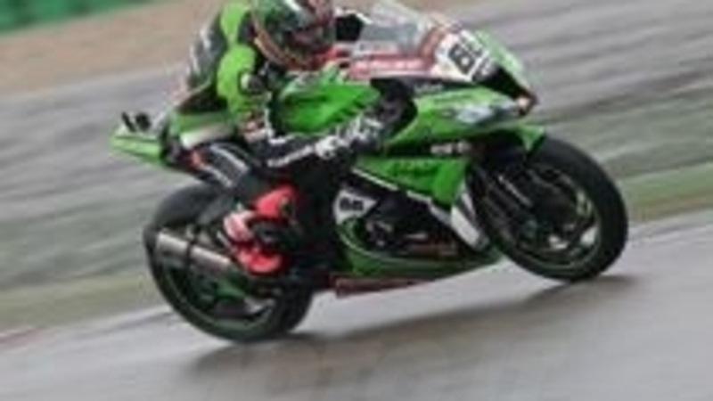 Superbike. Sykes conquista le qualifiche del venerd&igrave; ad Assen