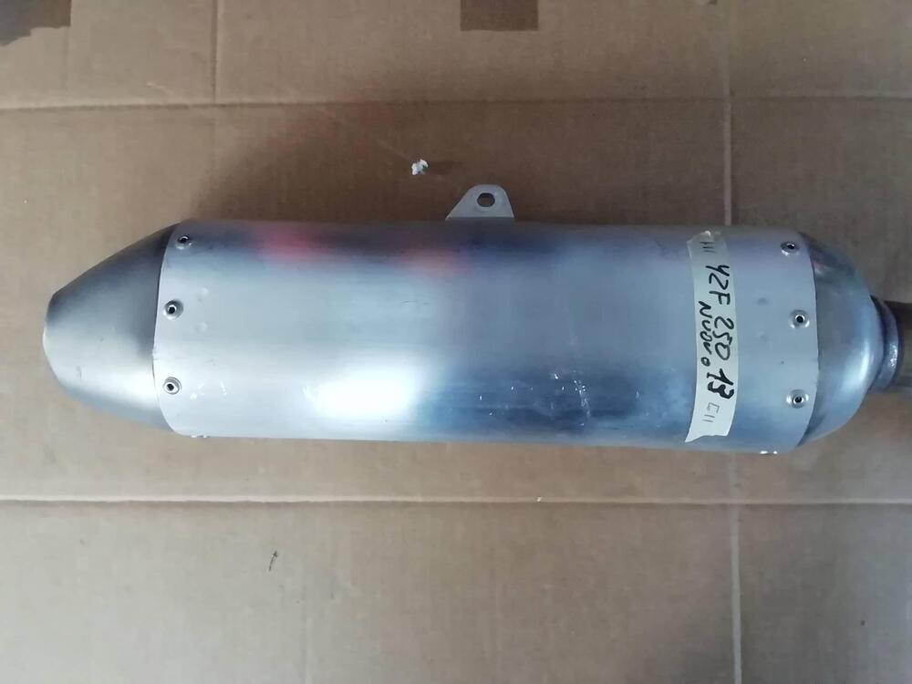 Silenziatore x marmitta YAMAHA YZF 250 2013 nuovo (2)