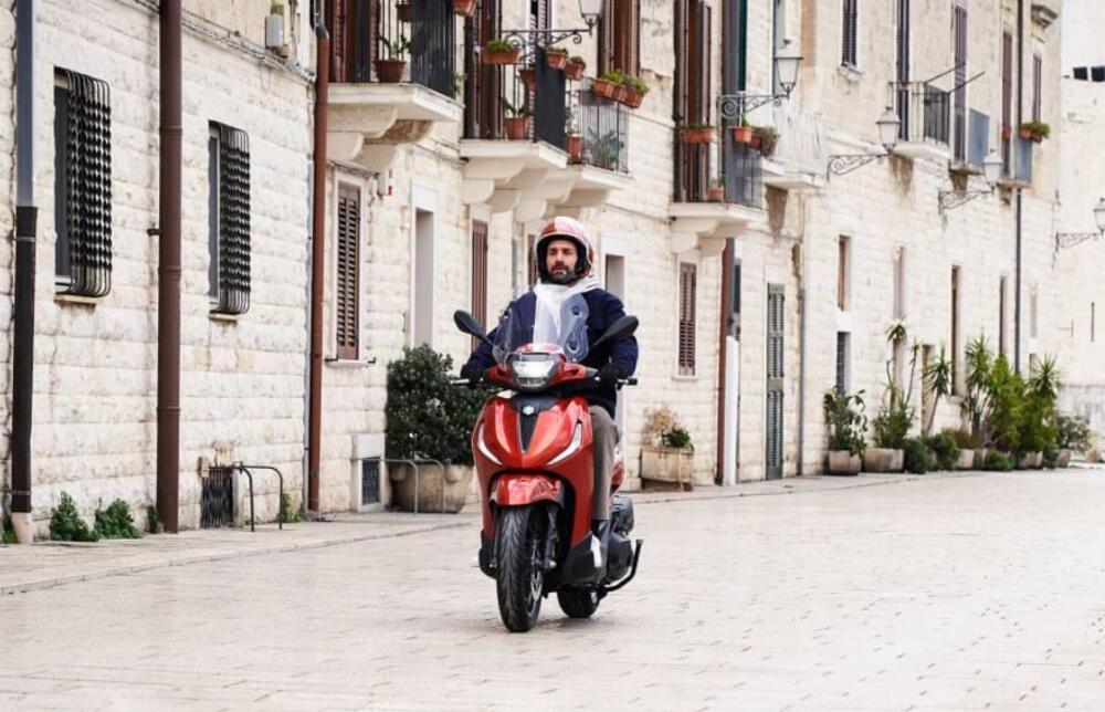 Piaggio Beverly 300 ABS-ASR (2021 - 25) (7)