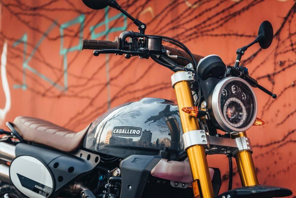 Fantic Motor Caballero 125 Scrambler Deluxe (2021 - 23) (3)