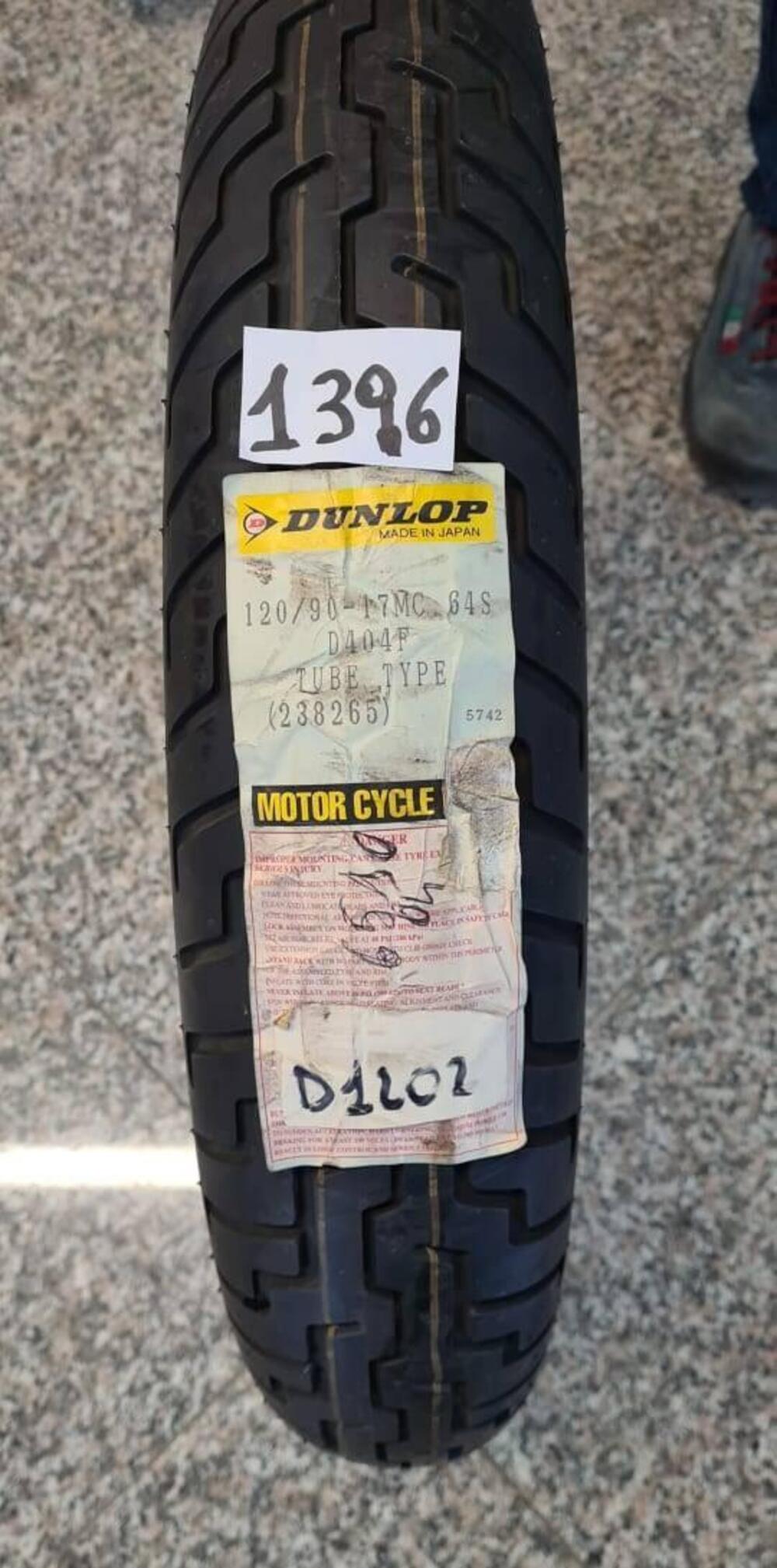 PNEUMATICO 120/90-17 MC64 D404F Dunlop (2)