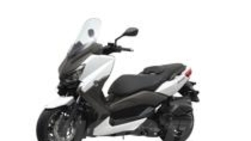 Yamaha X-Max 400, da maggio a 5.990 &euro;