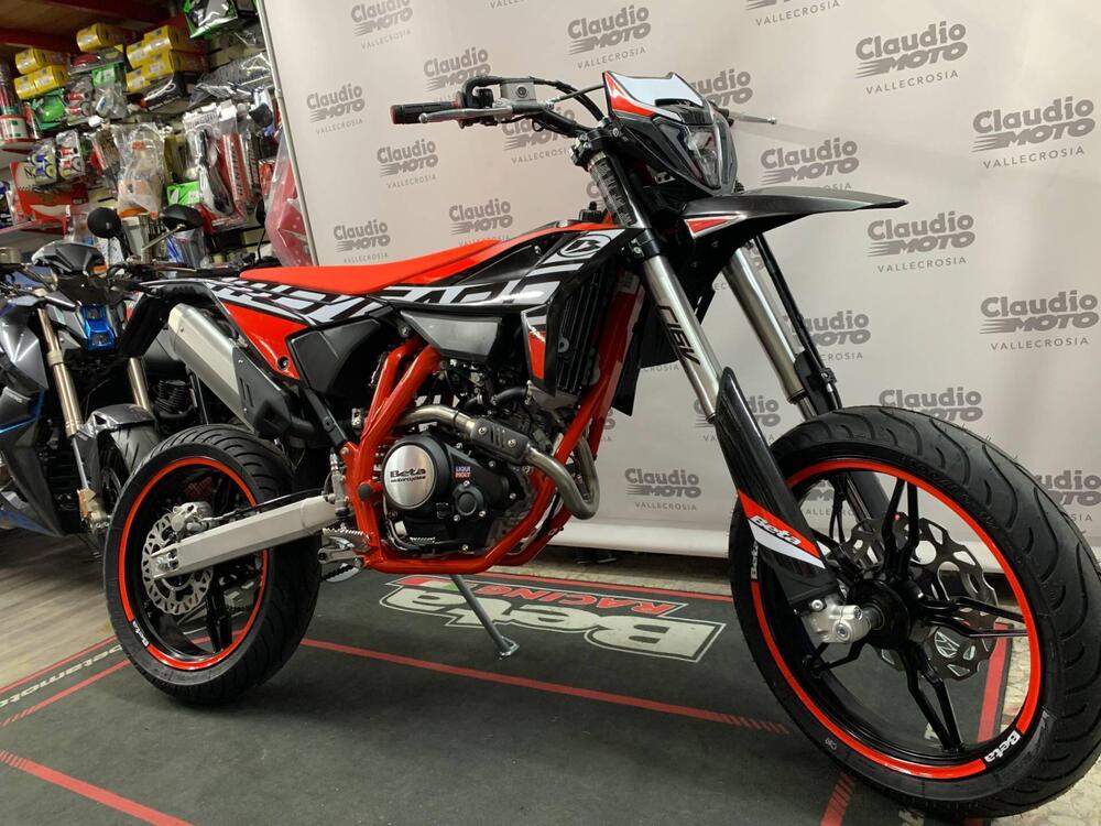 Betamotor RR 125 4T Motard LC (2021 - 23) (2)
