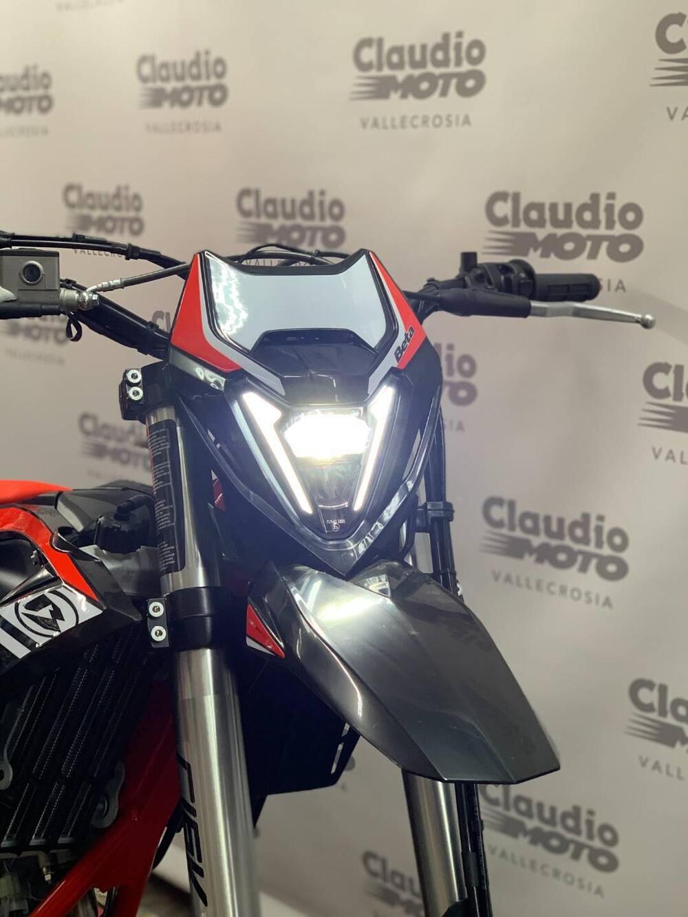 Betamotor RR 125 4T Motard LC (2021 - 23) (3)