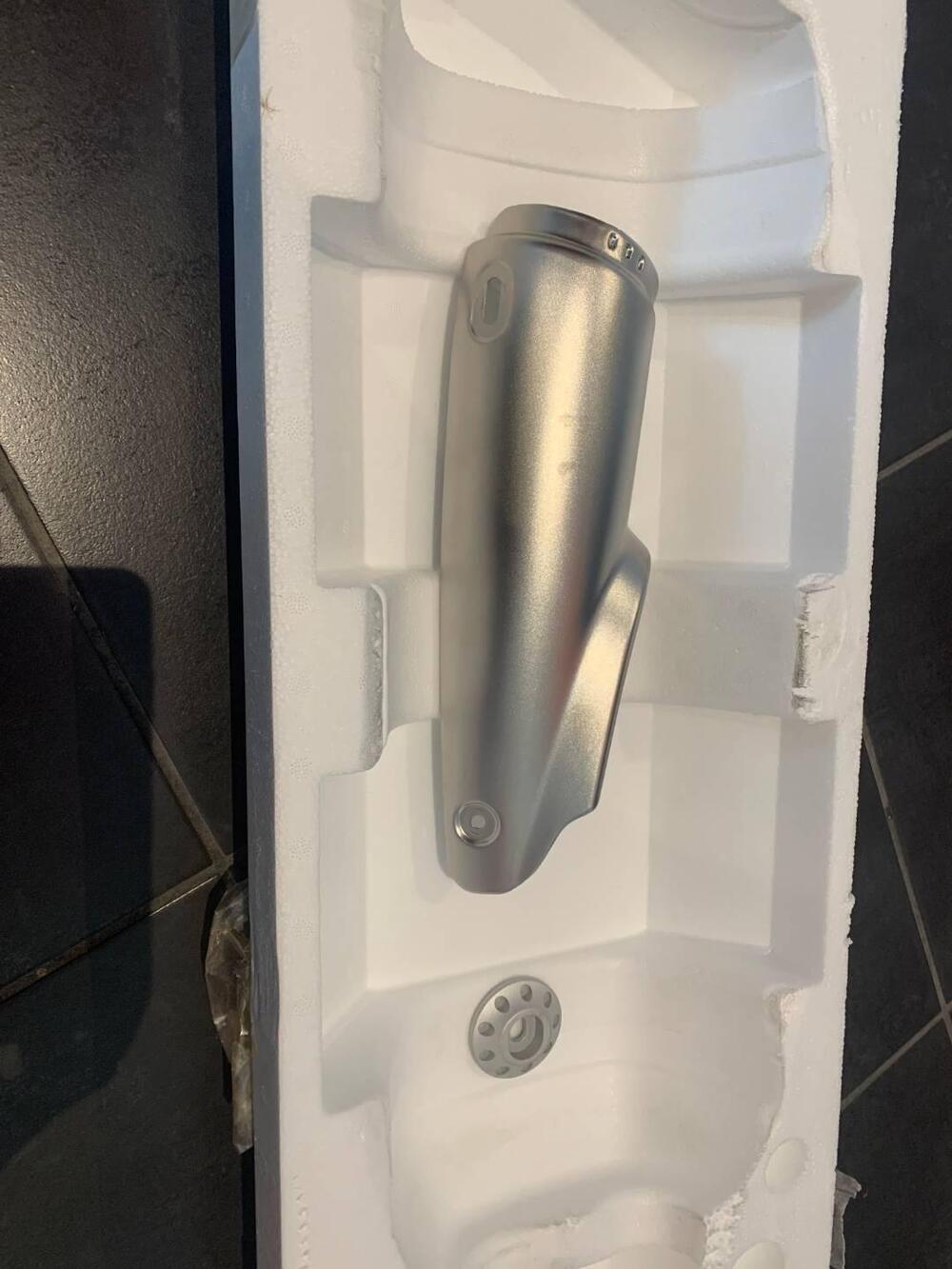 SCARICO ORIGINALE BMW (3)