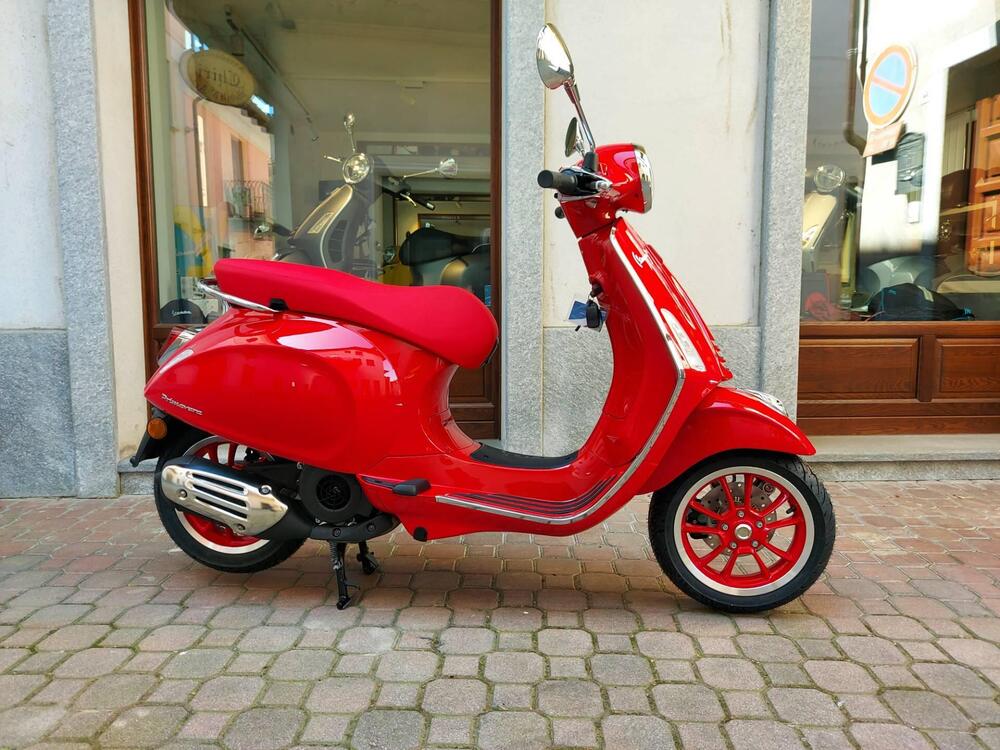 Vespa Primavera 125 RED (2021 - 24)