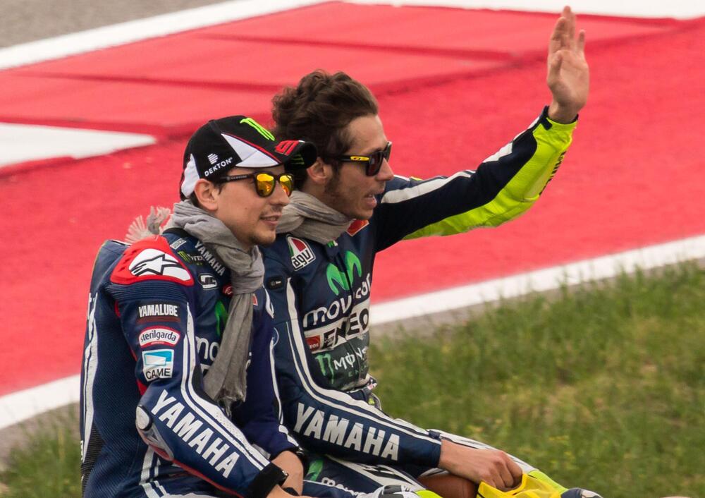 La versione di Jorge Lorenzo: se Valentino Rossi &egrave; ancora in MotoGP &egrave; grazie a me