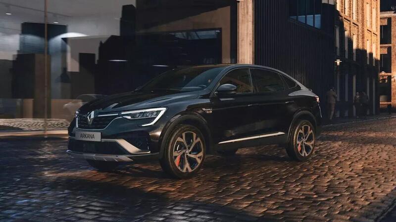 Via agli ordini del nuovo SUV coup&eacute; ibrido Renault: listino prezzi Arkana da 30K [HEV o MHEV]