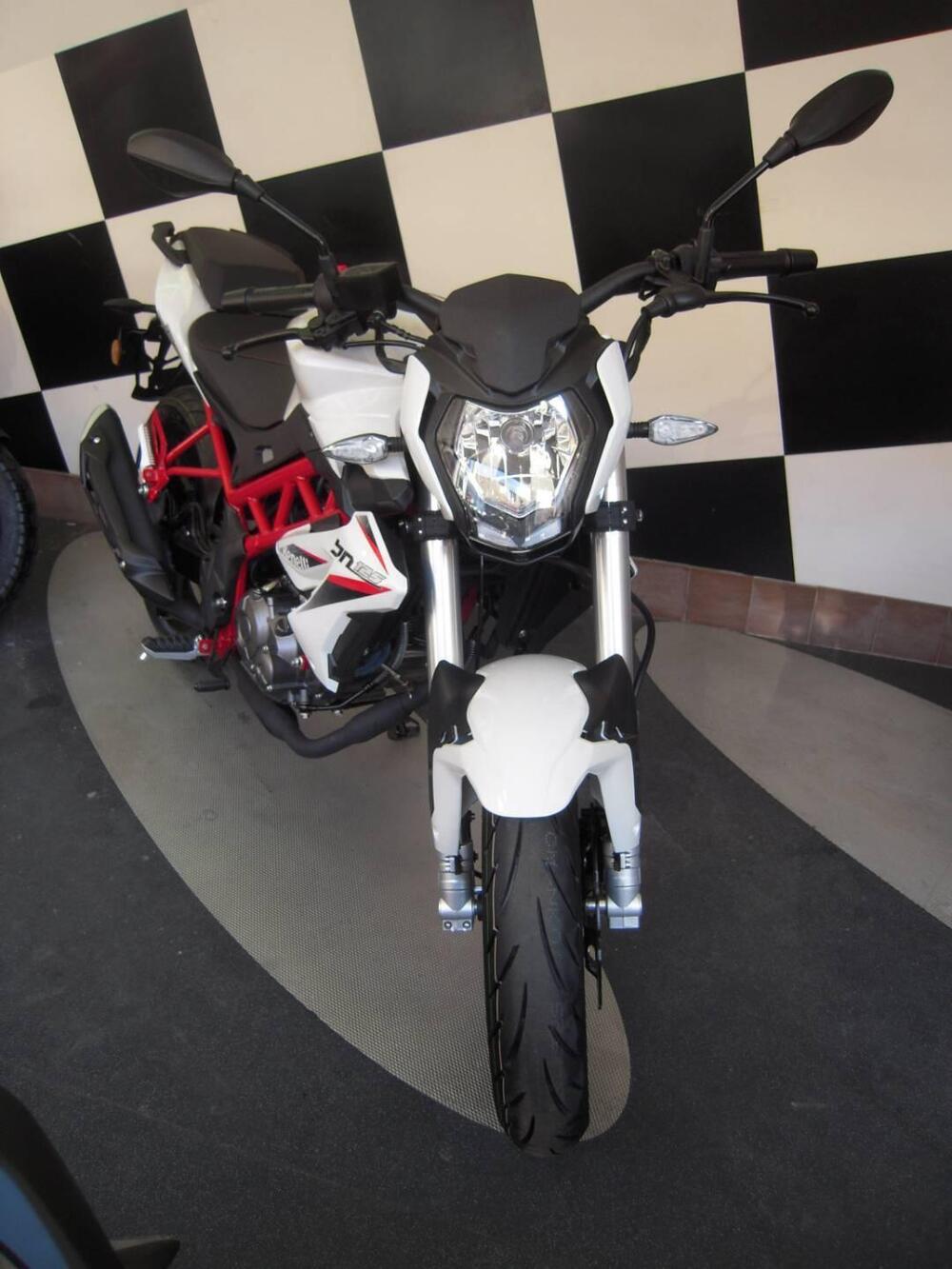 Benelli BN 125 (2021 - 25) (2)