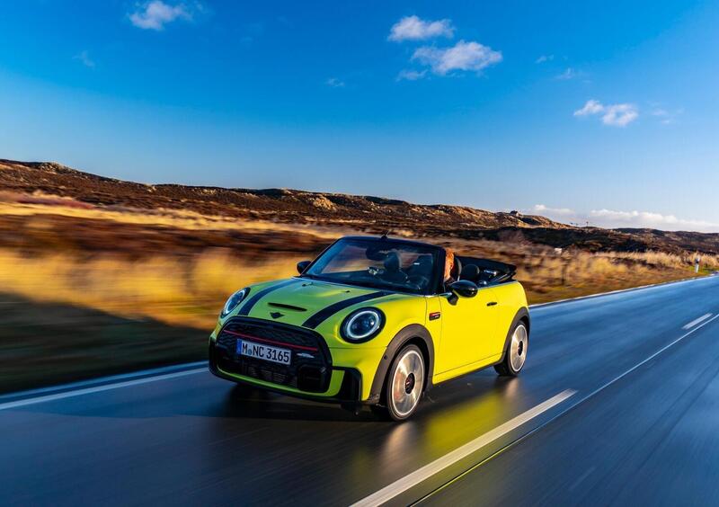 MINI Mini Cabrio (2015-->>) (9)