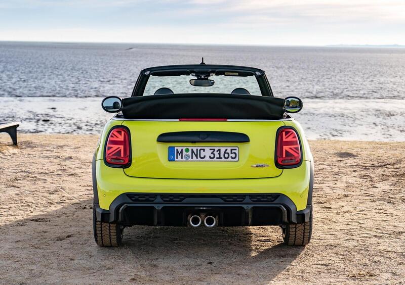 MINI Mini Cabrio (2015-->>) (5)