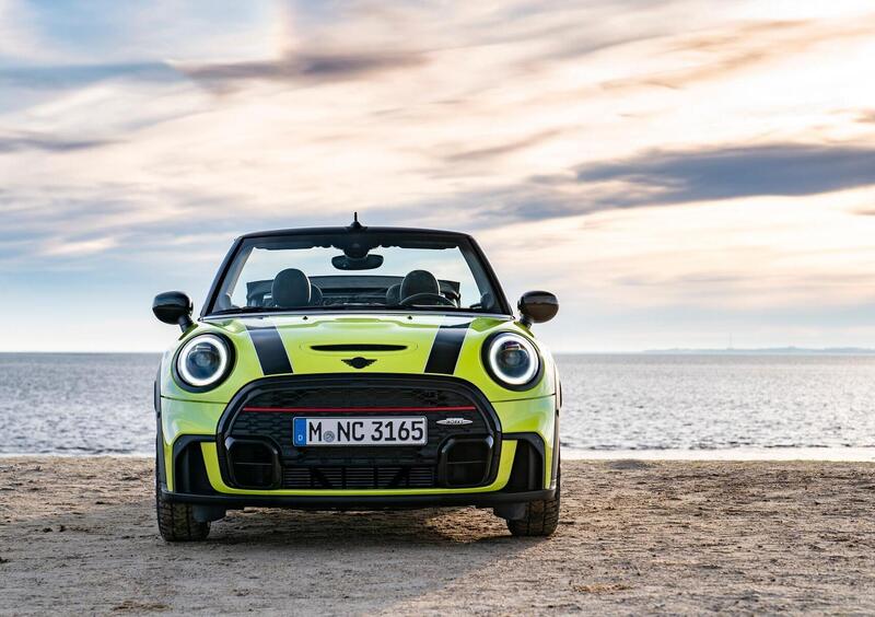 MINI Mini Cabrio (2015-->>) (3)