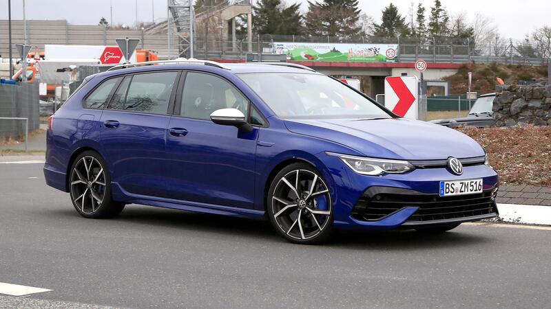 Volkswagen Golf R Variant, le foto spia