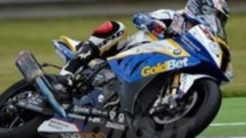 SBK. Melandri si aggiudica le qualifiche alla Superpole