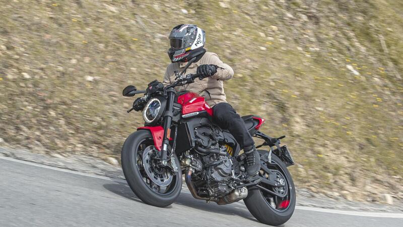 Ducati Monster 2021: svolta epocale