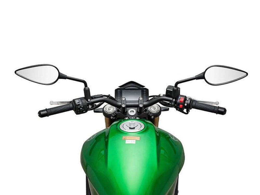 Benelli 752 S (2022 - 25) (3)