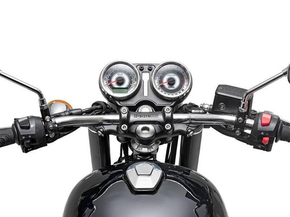 Benelli Imperiale 400 (2021 - 25) (13)