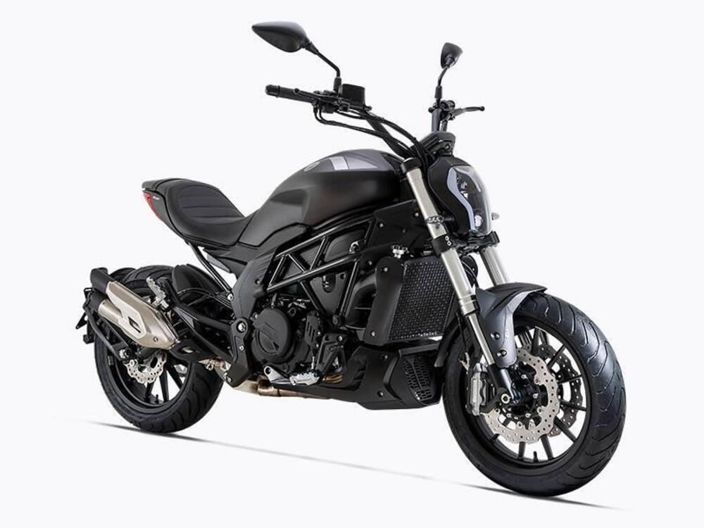 Benelli 502 C (2021 - 25) (13)