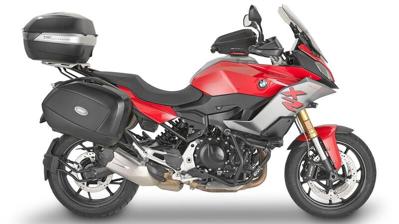 GIVI: allestimenti per la BMW F900XR