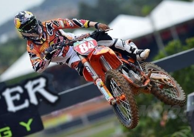 Motocross.  Cairoli e Herlings vincono il GP del Brasile