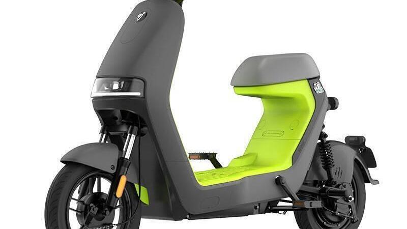 Ninebot A30C. Ibrido eBike-scooter che costa meno di 300 dollari