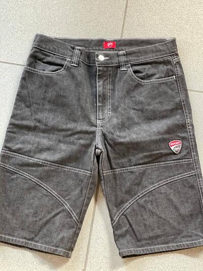 Bermuda Ducati Corse '10