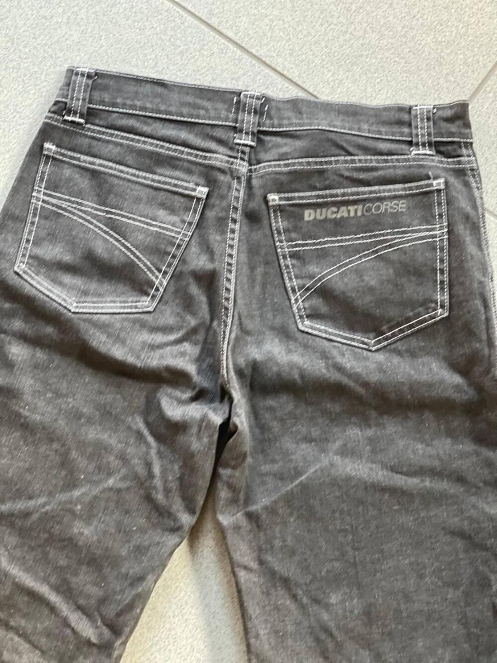 Bermuda Ducati Corse '10 (2)