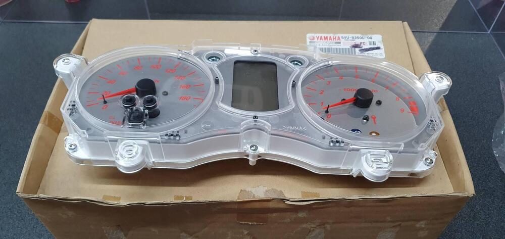 SUPEROFFERTA!!! CONTACHILOMETRI YAMAHA TMAX 500