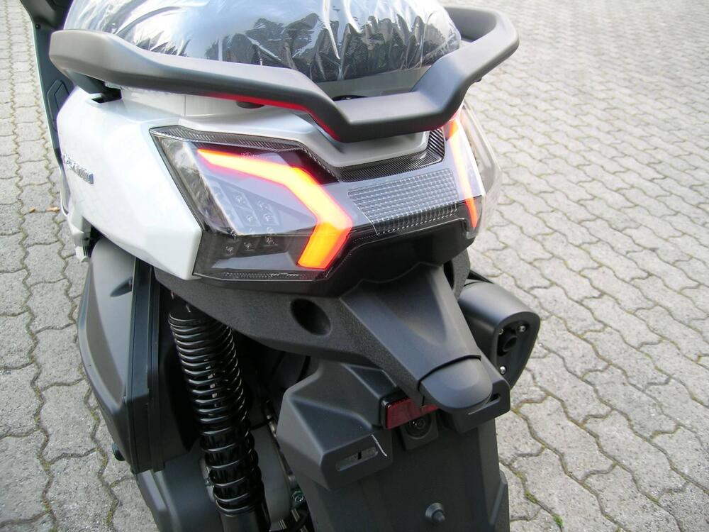 Sym Maxsym 400 (2021 - 25) (3)