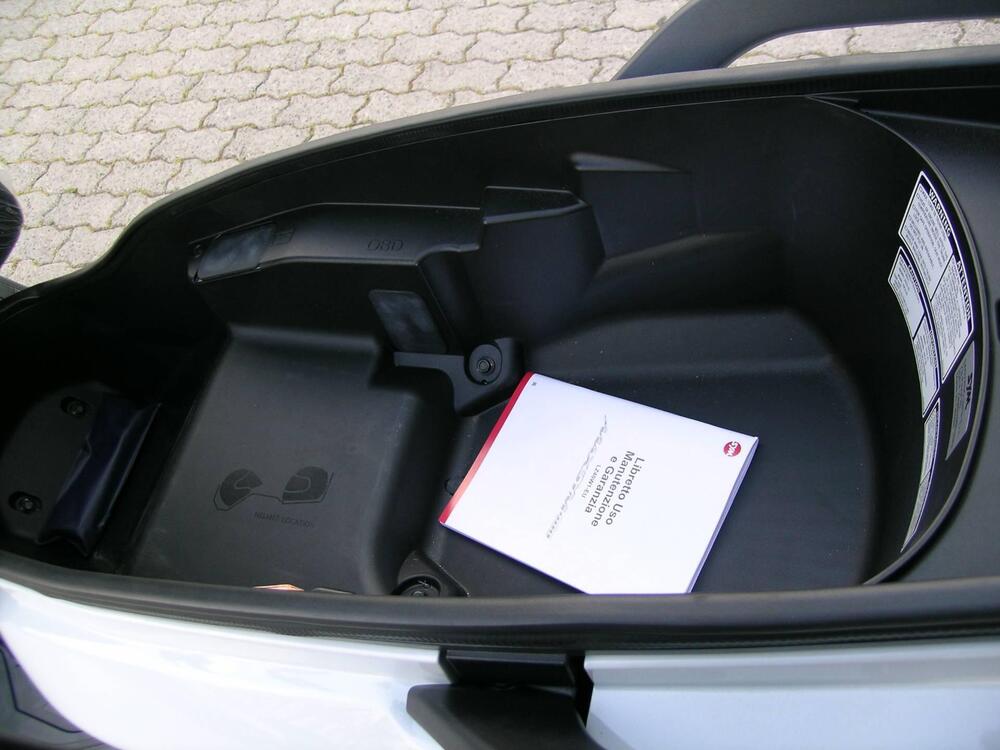 Sym Maxsym 400 (2021 - 25) (5)