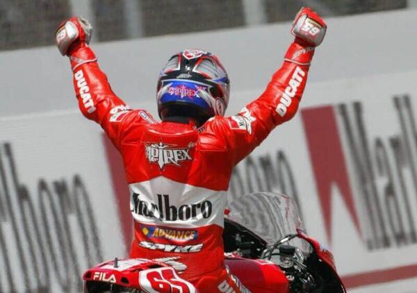 Auguri Loris Capirossi, vera leggenda della MotoGP: se le Ducati volano &egrave; anche merito tuo 
